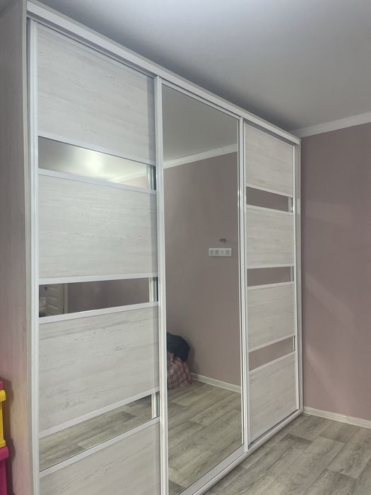 Продам шкаф шифоньер купе бу