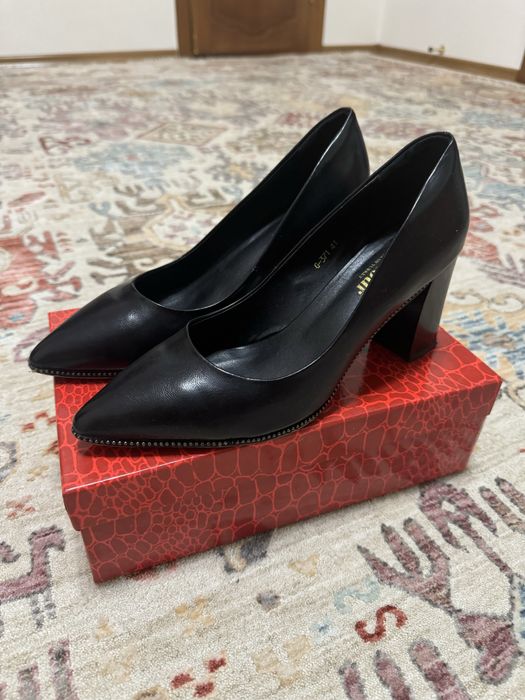 Туфли 40 размер новый