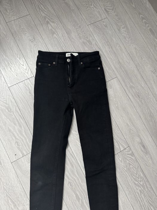 Blugi Zara marimea 36