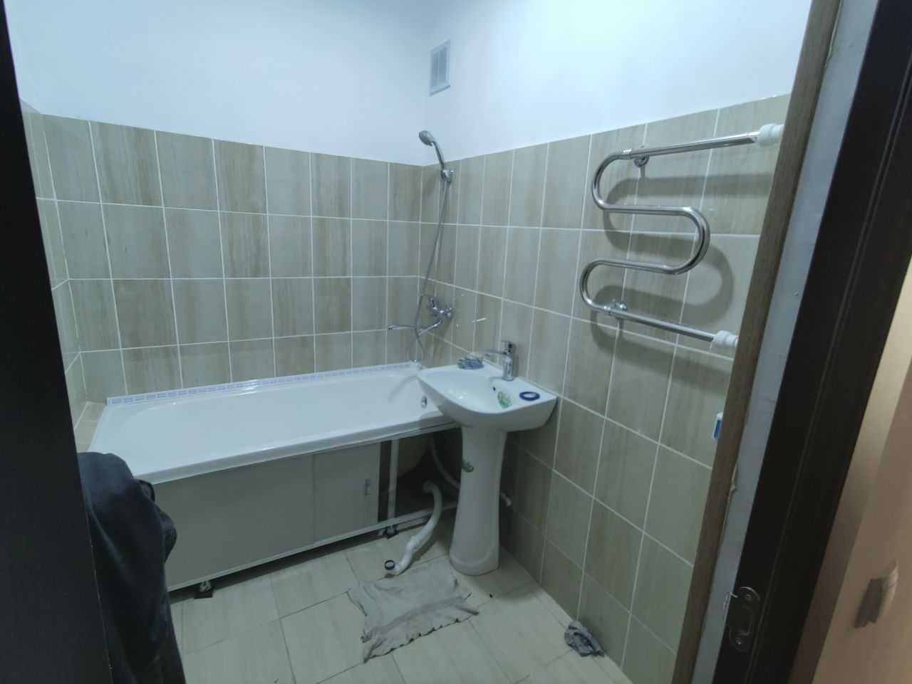 продается квартира 2/3/7 Военный городок 58А