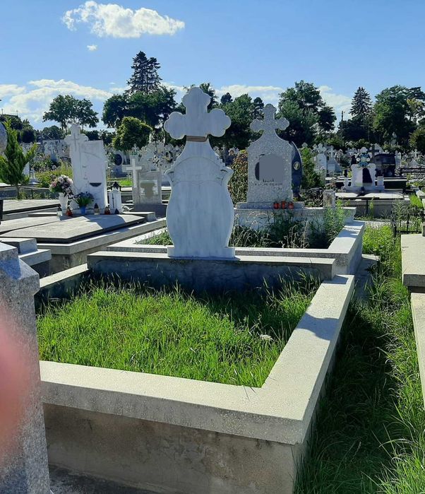 Locuri de veci cimitir Pacea Suceava