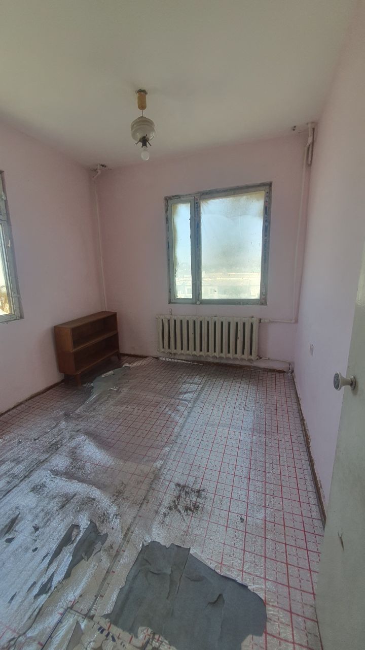 Massiv4 da 2xonali kvartira arendaga beriladi