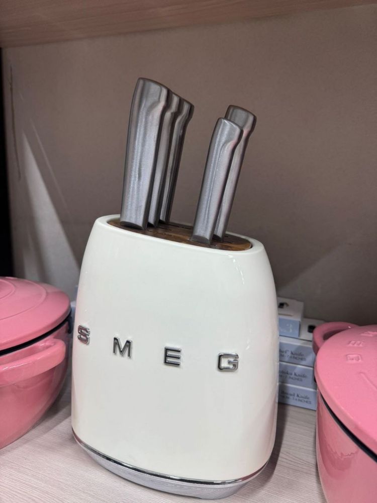 Набор ножей SMEG