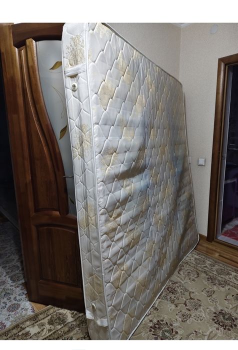 Отдам матрас б/у