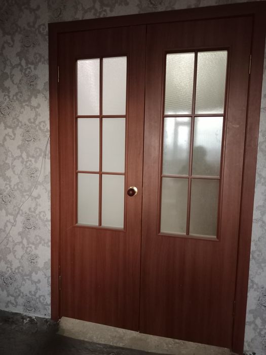 Продам двери межкомнатные