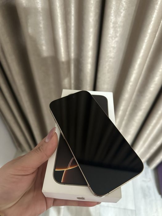 iPhone 16 Pro 256 GB Desert Titanium