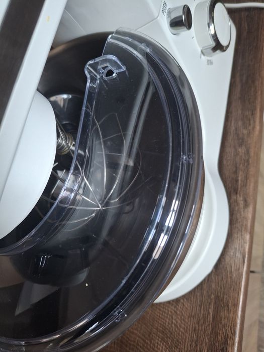 Robot de bucătărie Electrolux 800 w