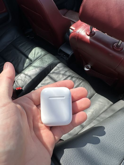 Vând Airpods gen 2