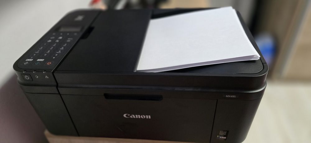 Vând urgent imprimantă canon mx495