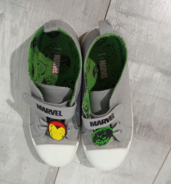 Гуменки за момче Avengers