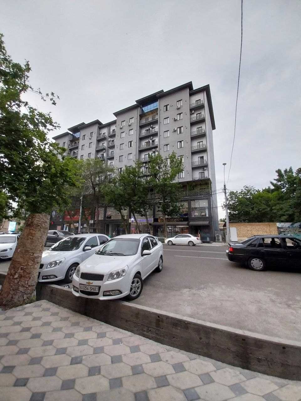 Ракат, ул Бабура 2/6/8 Новостройка, напротив кафе Бухара. Коробка. 59м