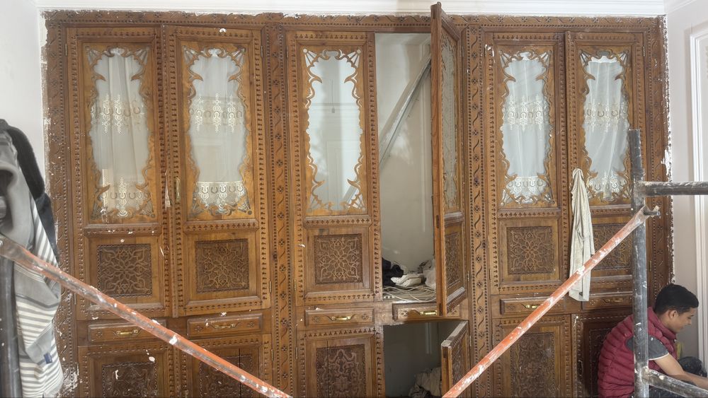 Mebel shkaf ishlatilgan xolati yaxshi