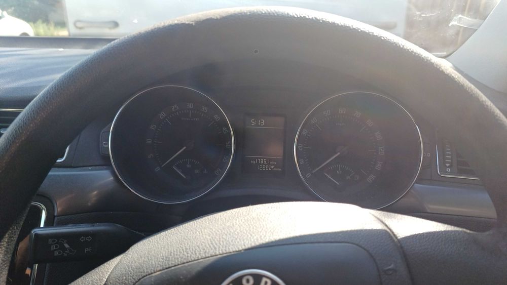 Skoda Superb 2.0 TDI 2011