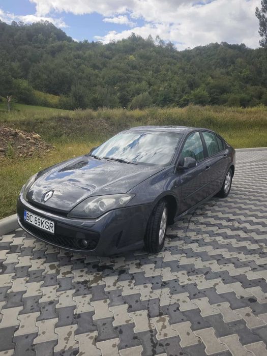 Vând Renault Laguna