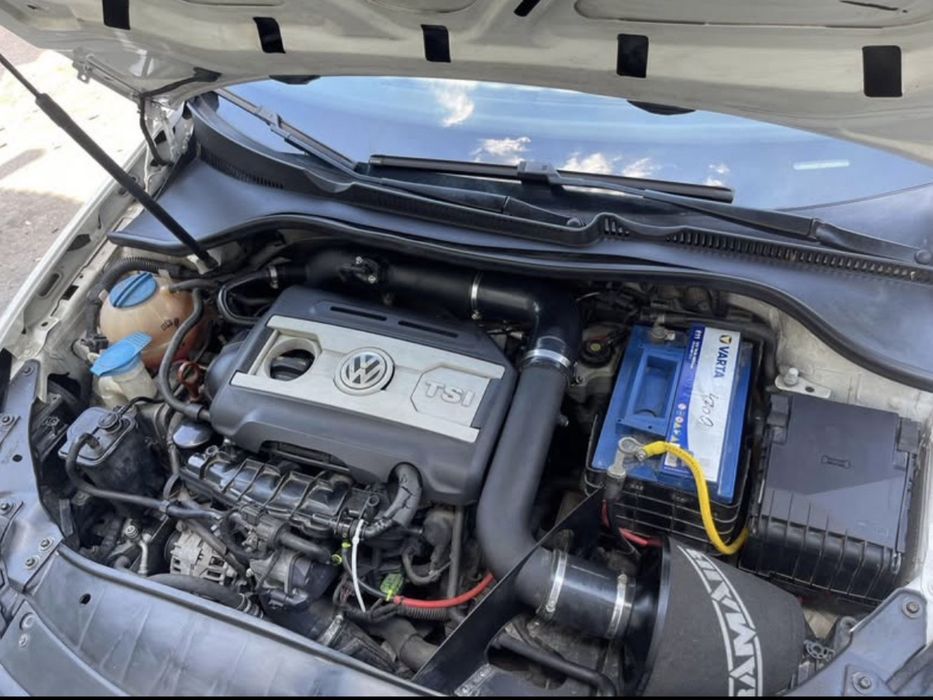 Volkswagen Golf 6 GTI *296 cai*