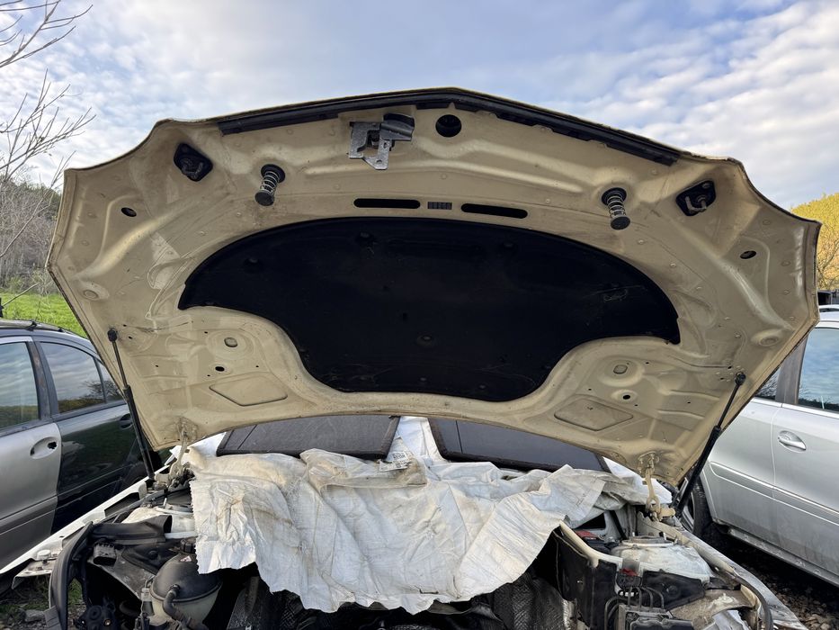 Преден капак за Мерцедес Е класа W212 преди фейслифт