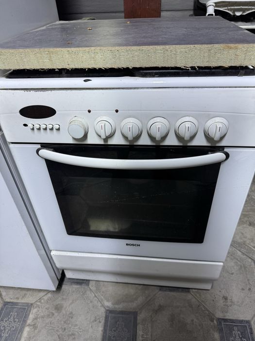 Плита с духовкой