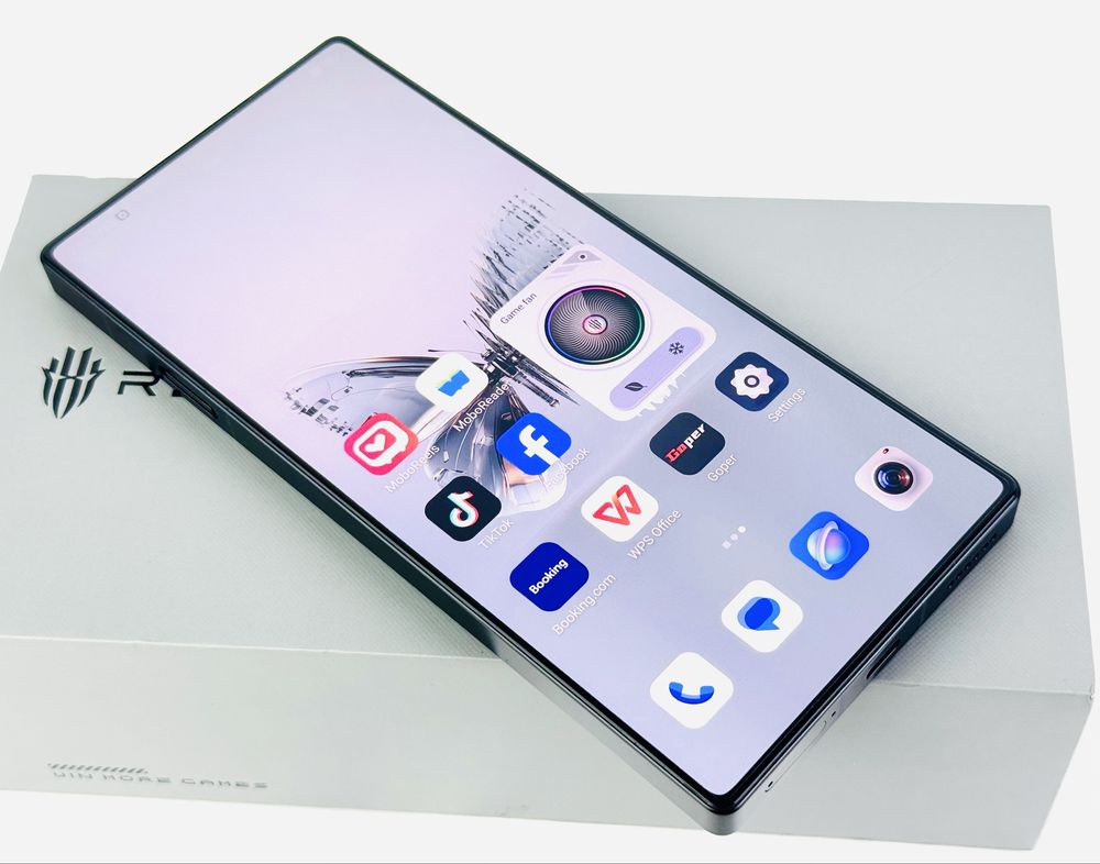 НОВ! ZTE Nubia RedMagic 10 Pro 256GB 12RAM Black Гаранция!