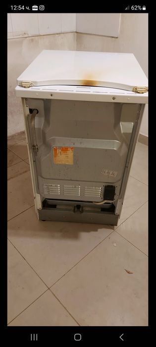 Части от кухня-печка Gorenje, мивка алпака, вратички и чела за шкафове