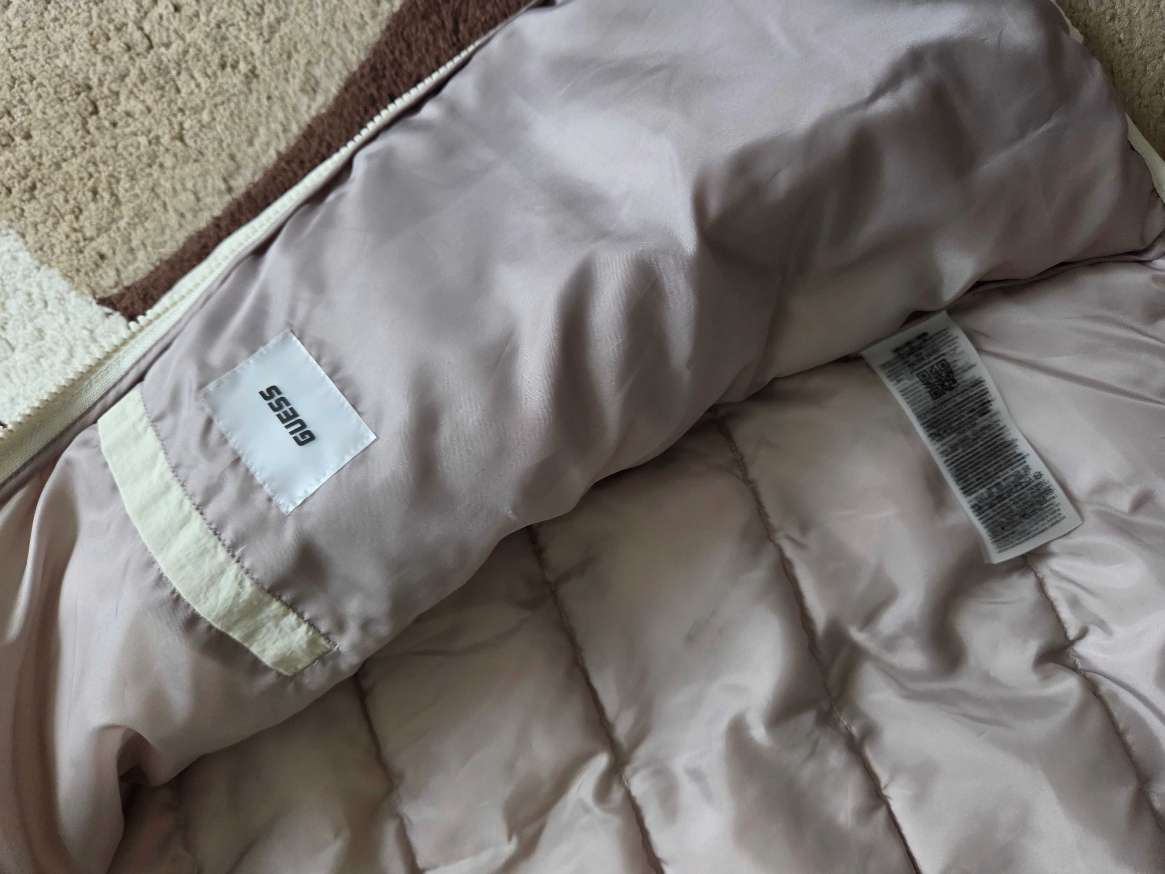 Ново Яке GUESS от Peek&Cloppenburg