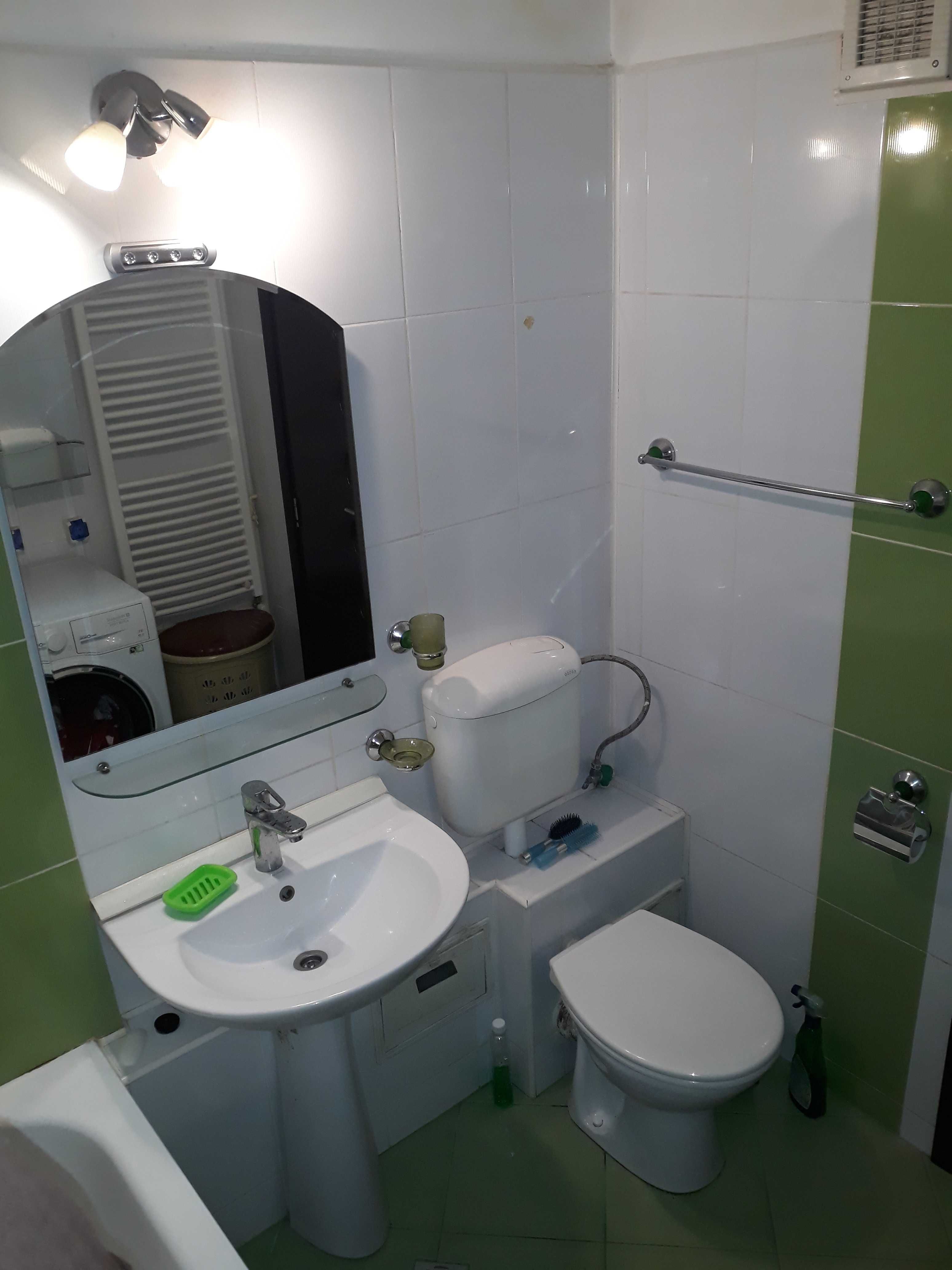 Inchiriez apartament 2 camere