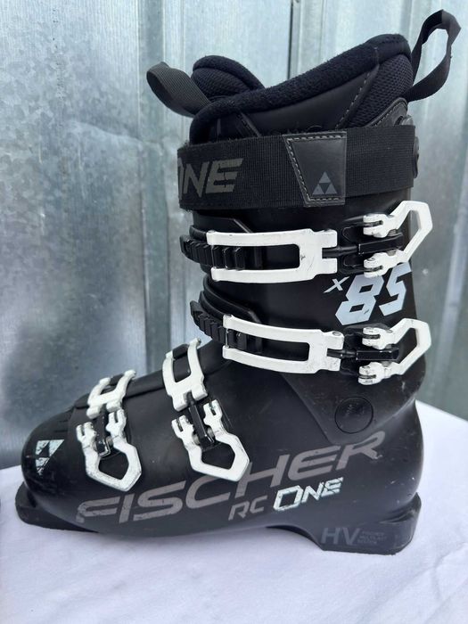 Clapari ski schi Fischer RC ONE 85 marime Eur:42.5 Mondo:27.5