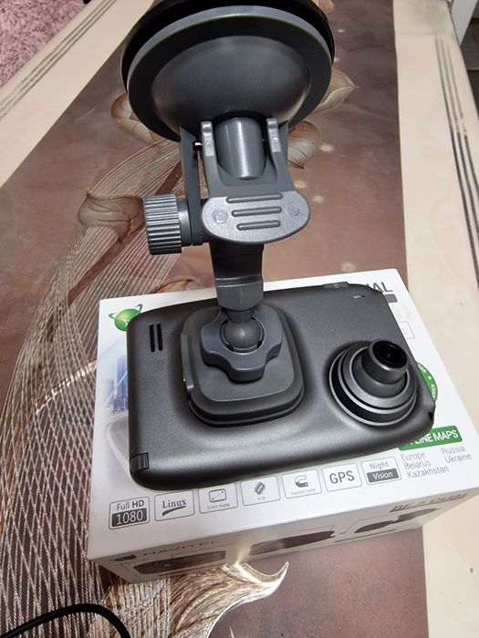 Navitel RE5 Dual видеорегистратор+ навигация