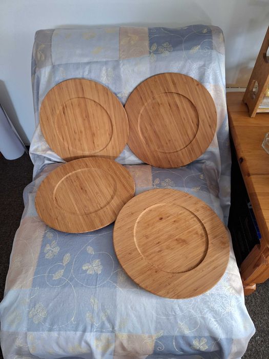 подложни дървени чинии