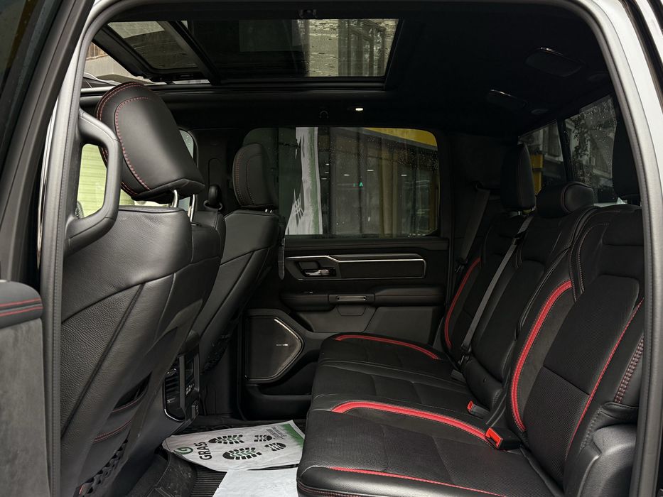 В продаже RAM 1500 RHO