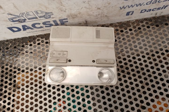 Lampa plafon fata Volkswagen VW Passat B6  [din 2005 pana  2010] seria wagon 5-usi 1.9 TDI MT (105