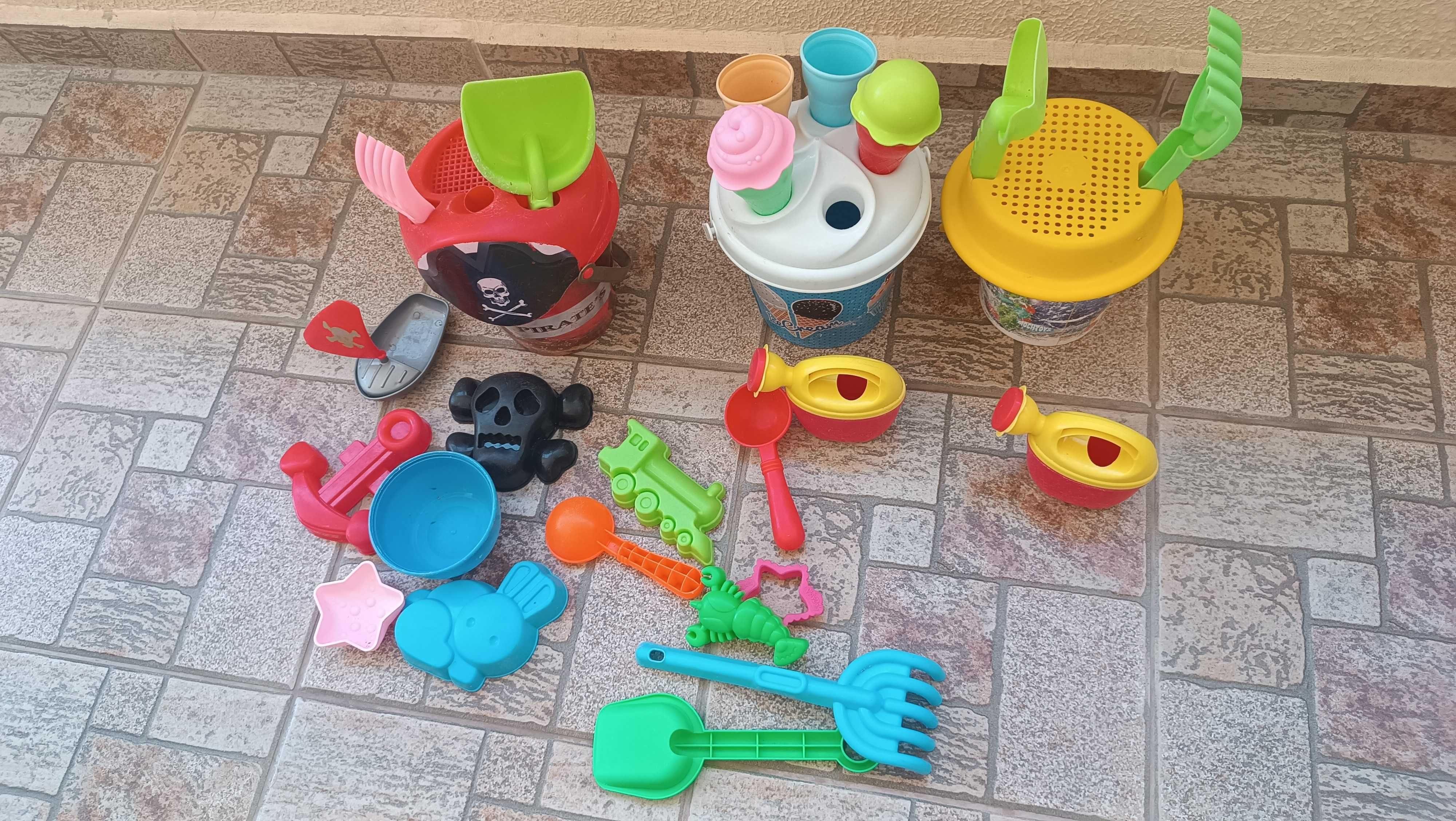 плажни кофички играчки за пясък фигурки лопатки търмък