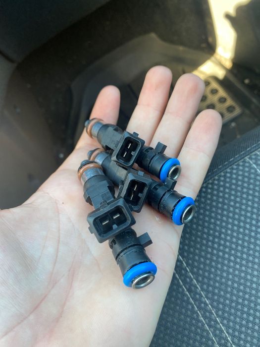 Injectoare Opel Corsa C 1.0  benzină NOI