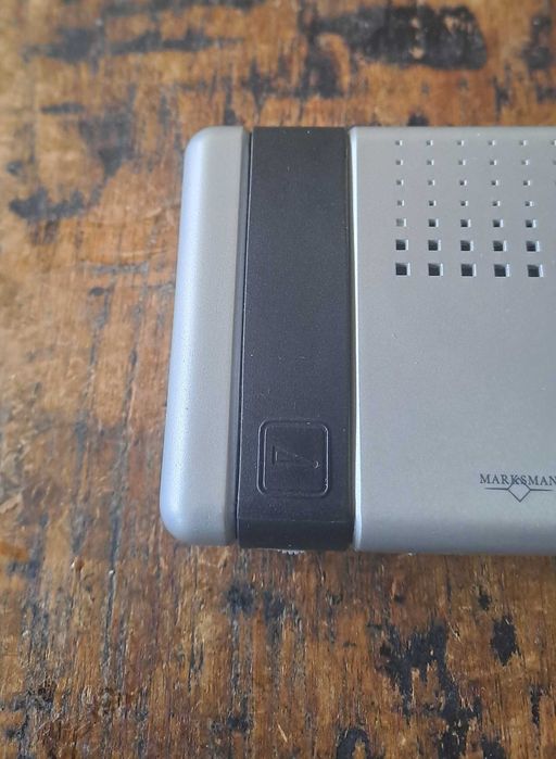 радио транзистор FM/AM Марксман Marksman сребърно с антена