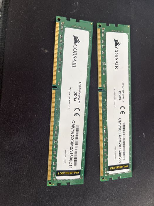 Vand RAMi DDR3 Corsair