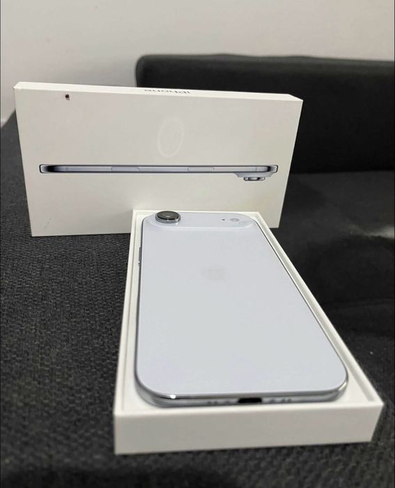 iPhone 17 Air 256GB SKY BLUE