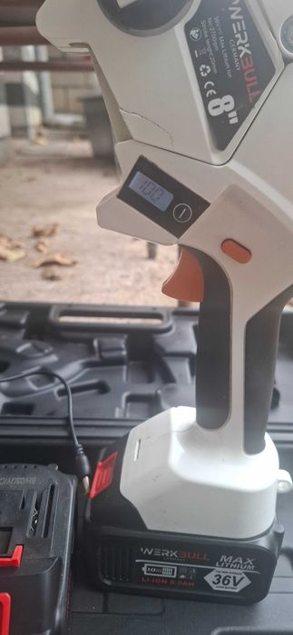 Верижен трион на батерия