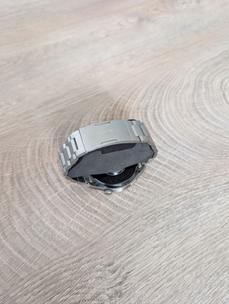 Watch 3 pro (e-sim) Huawei титан, сапфир и керамика