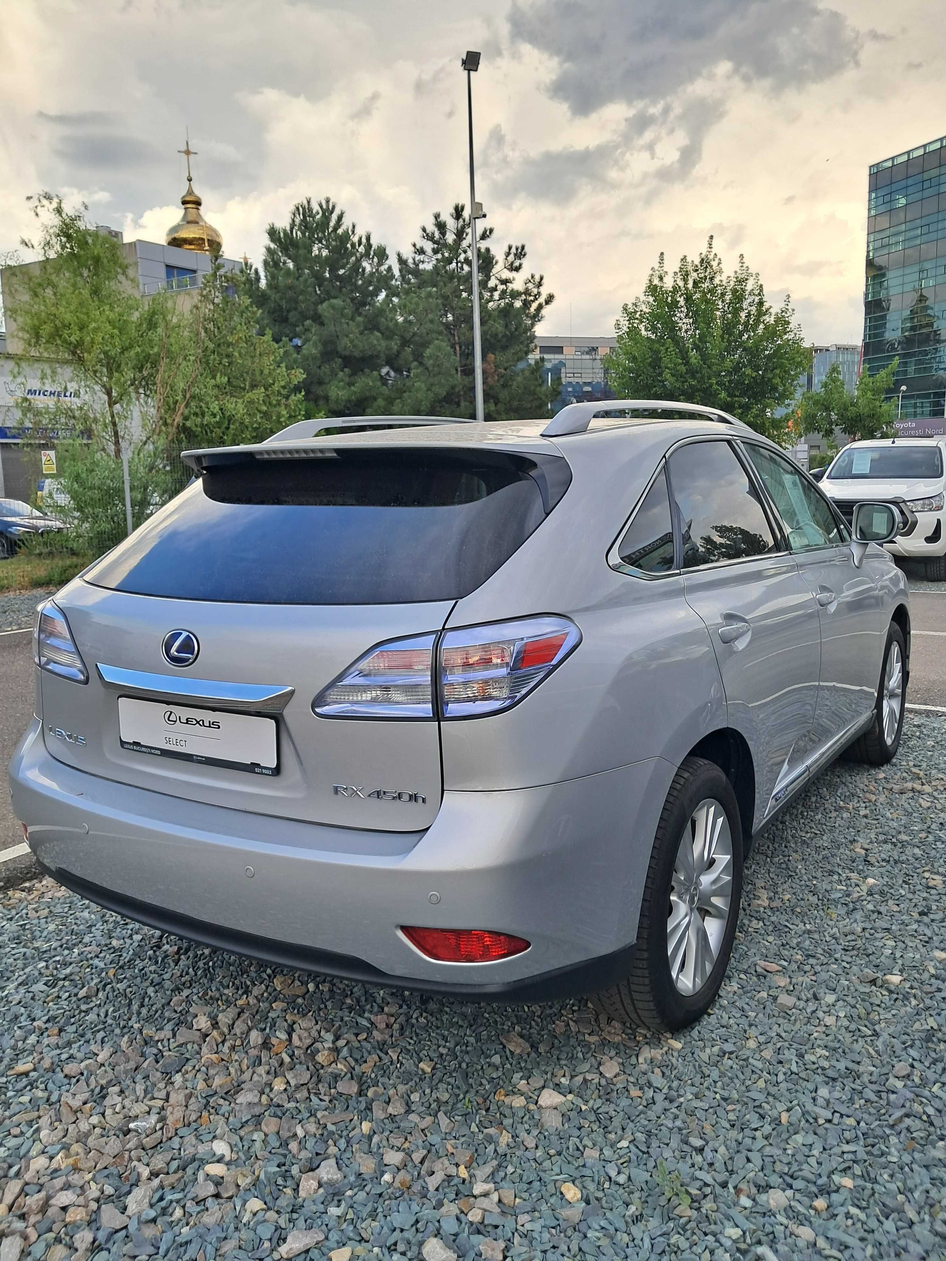 Lexus RX450H 2011 pe firma TVA deductibil