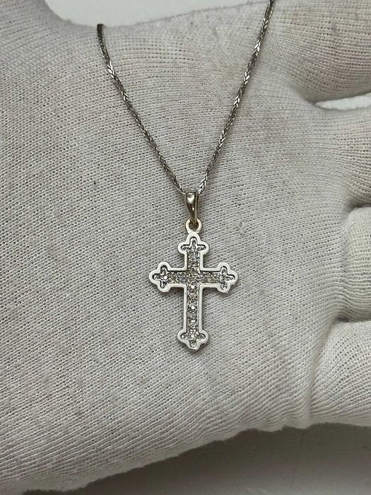 LANT + PANDANTIV AUR alb 18K - CRUCE - 16 Diamante = 0.16Ct - 5.6g !