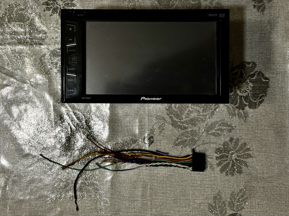 Продам 2din автомагнитофон Pioneer original.