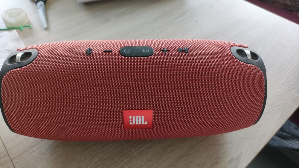 Тонколона JBL Xtreme
