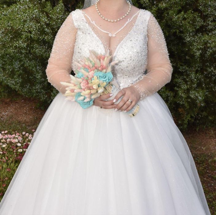 Vand rochie de mireasa