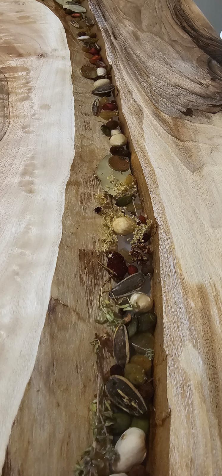Маси от масив и епоксидна смола