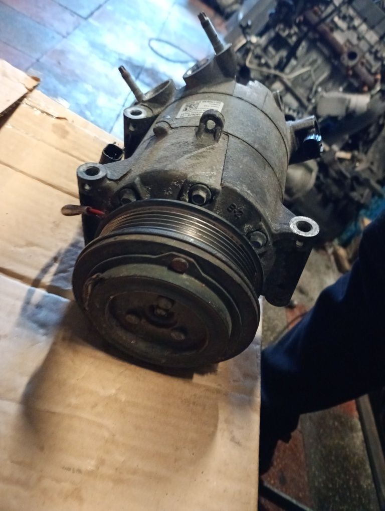 Compresor ac clima ford mondeo mk5 2.0tdci ford s max cod dg9h19d629ff