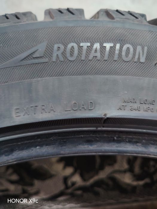 BMW 7.45 dan yechilgan moshina sotilip keti.