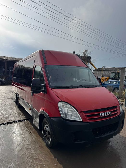 Dezmembrari Iveco Daily Euro 4 3.0 si 2.3 Punte dubla Microbuz