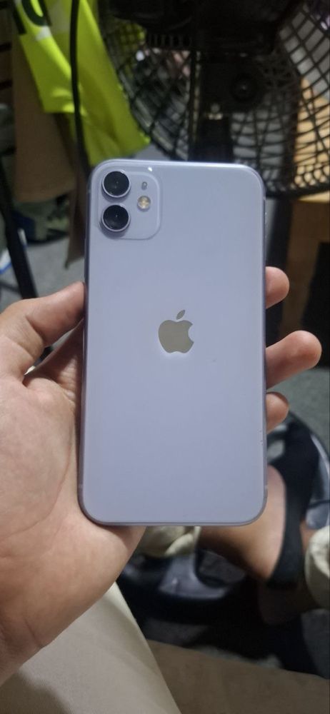 iPhone 11    128GB