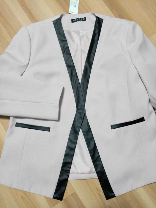 Sacou, fusta, pantofi