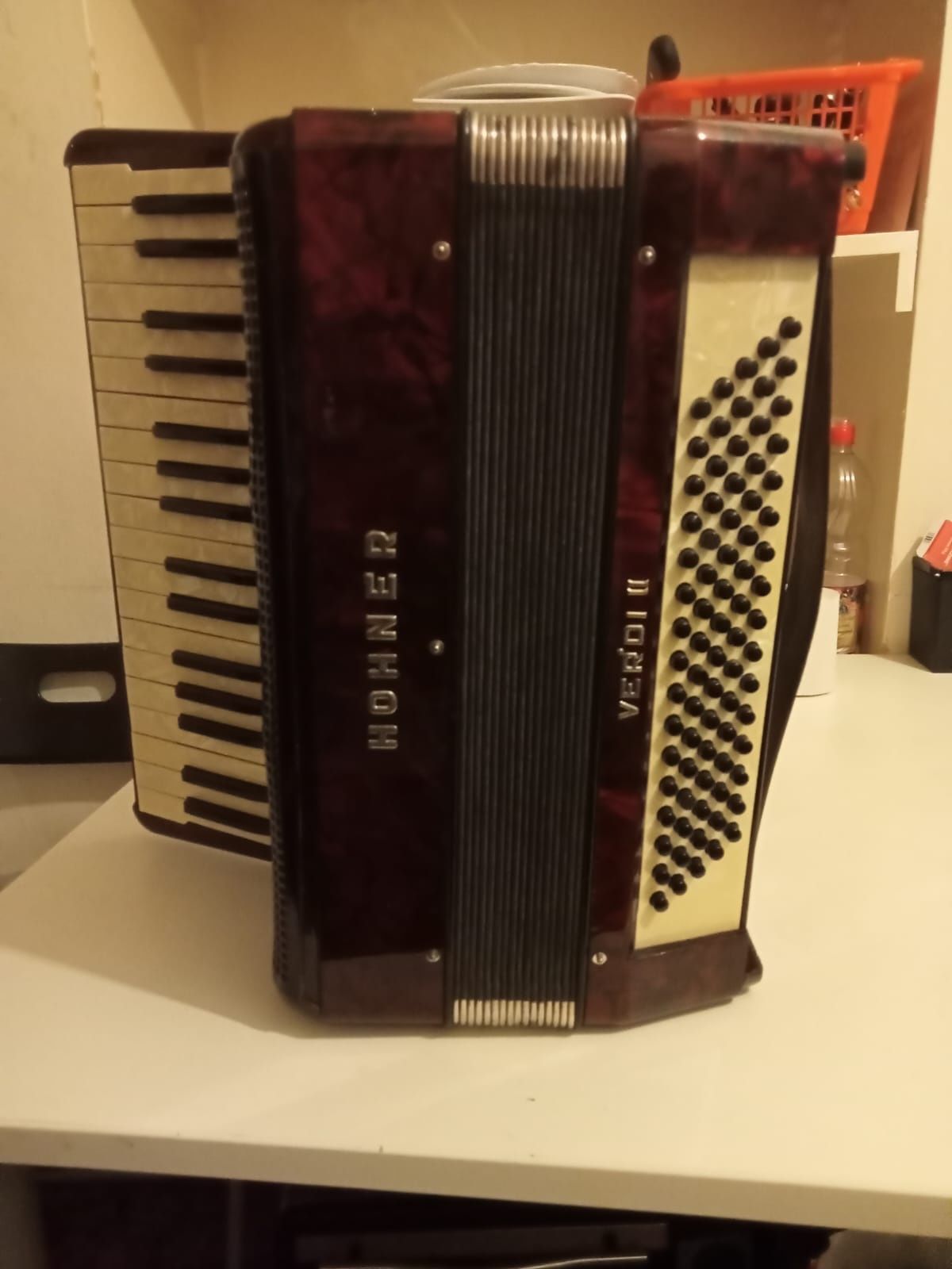 Hohner 80 bași neacordat 3000 lei negociabil