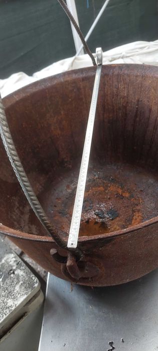 Ceaun din fontă - 60 l